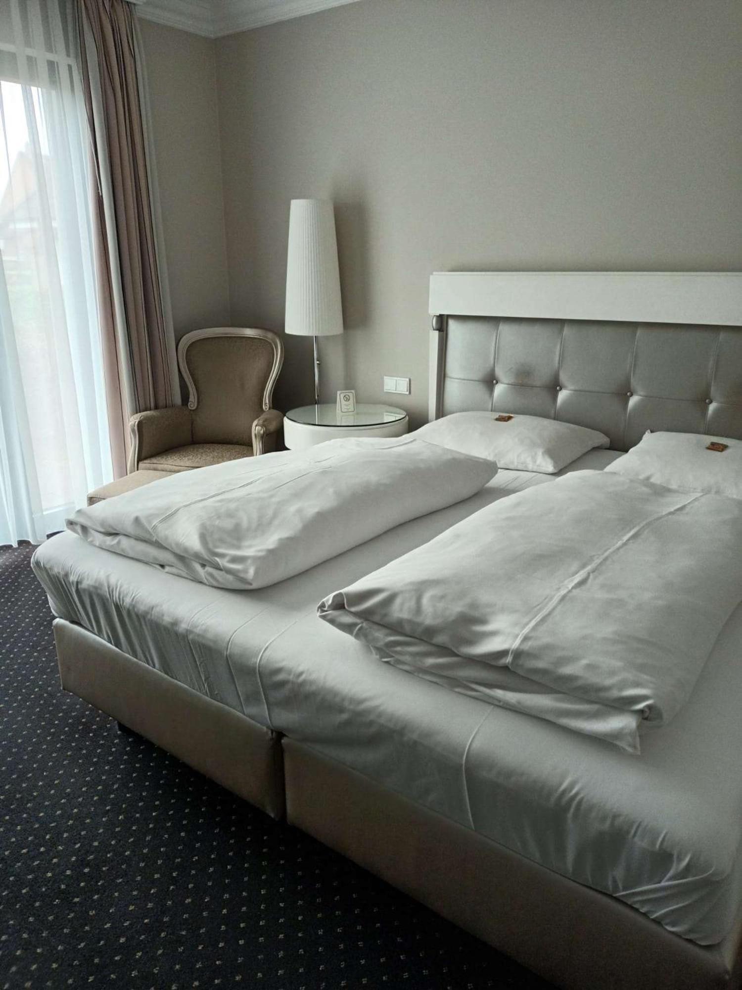 Hotel & Restaurant Schoenau ไพเนอ ภายนอก รูปภาพ