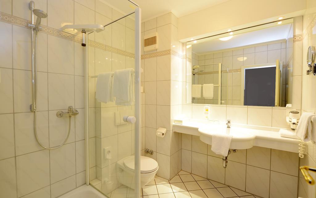 Hotel & Restaurant Schoenau ไพเนอ ภายนอก รูปภาพ
